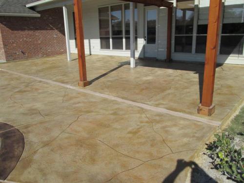 Stone pattern concrete overlay