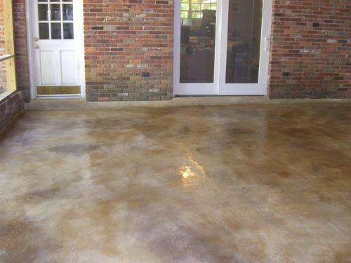 Stained concrete overlay