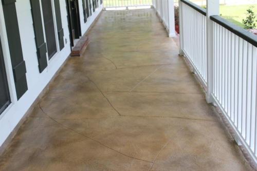 Stone pattern concrete overlay