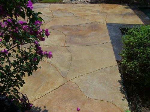 Stone pattern concrete overlay