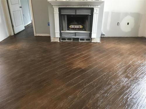 Concrete designed with Wood Look