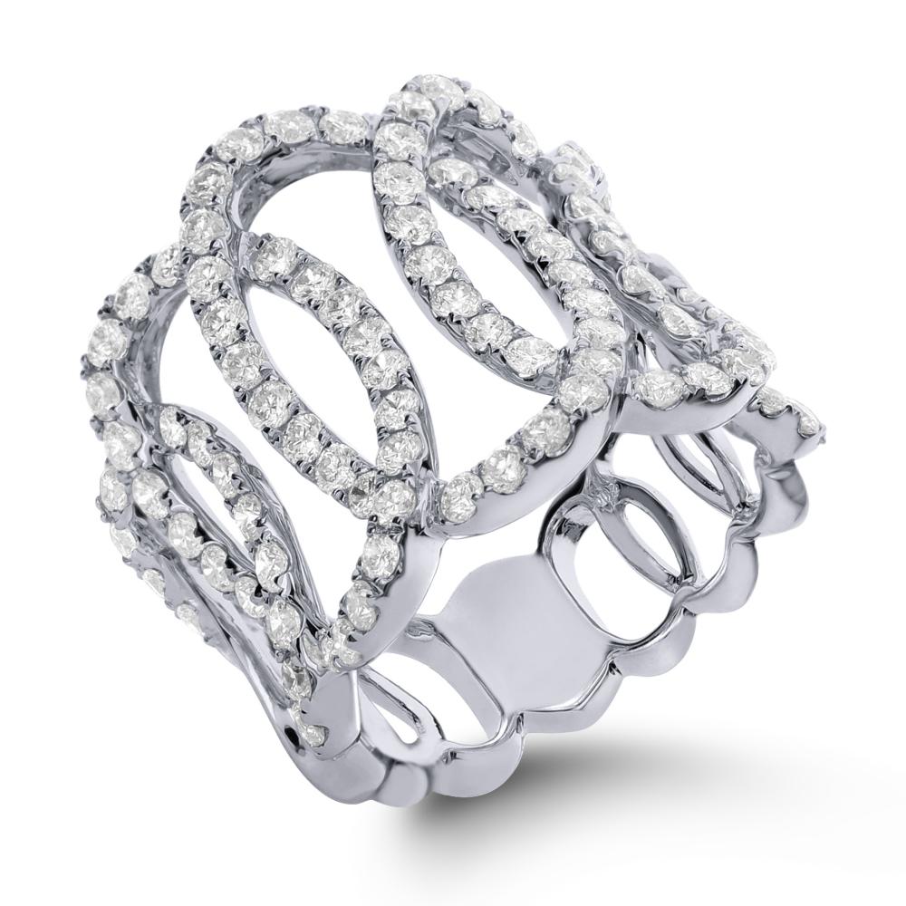 Diamond Large Oval Ring in White Gold