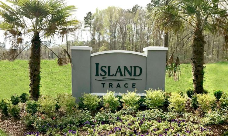 Tamara in Island Trace