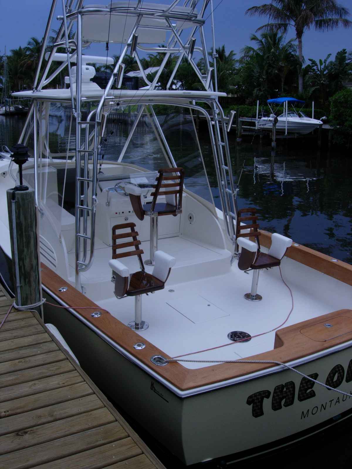 "Excuse" L&H 33' Walkaround