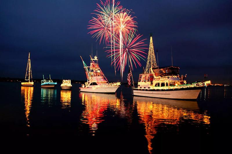 Nothing says Christmas in Florida like the Boat Parades!