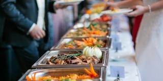 cheap wedding food vendors