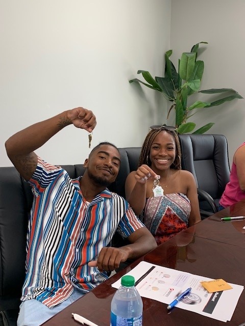 Kedrin and Courtney in Cane Ridge