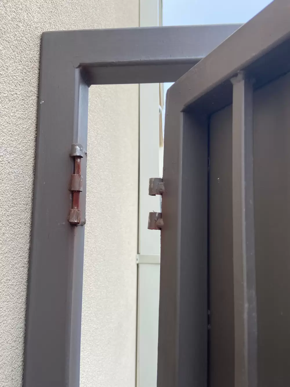 Door Repair - Before Broken Hinge 1