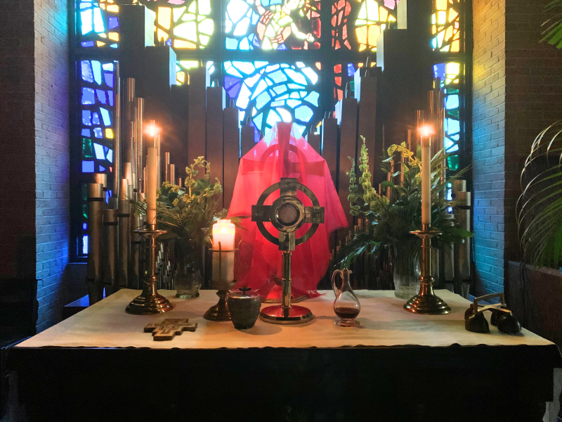 Sign up for Maundy Thursday Watch