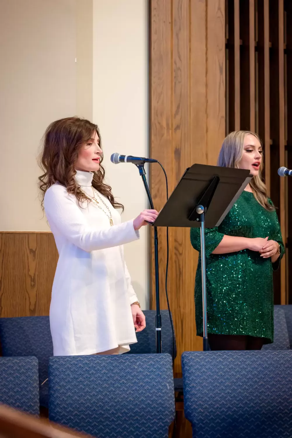 2022 Christmas mass-16