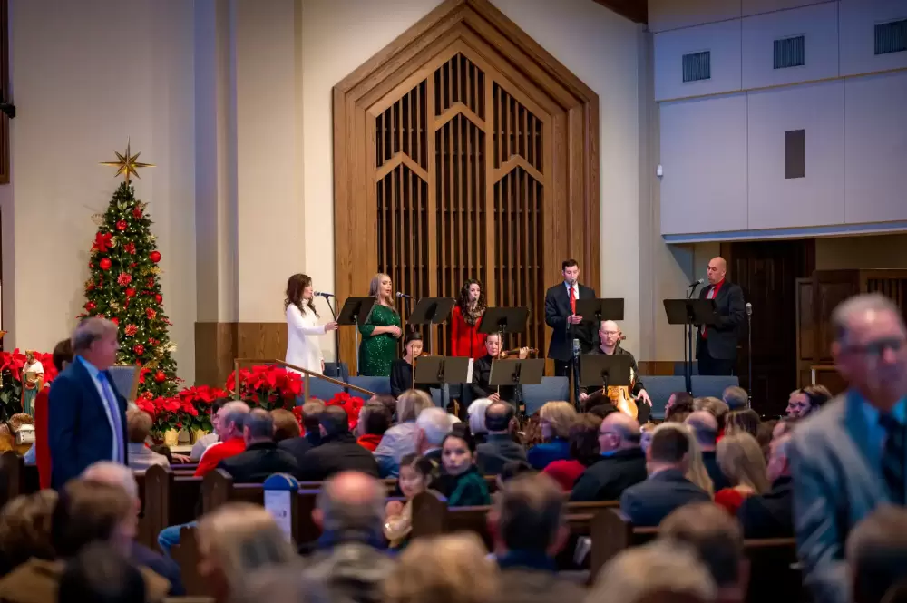 2022 Christmas mass-23