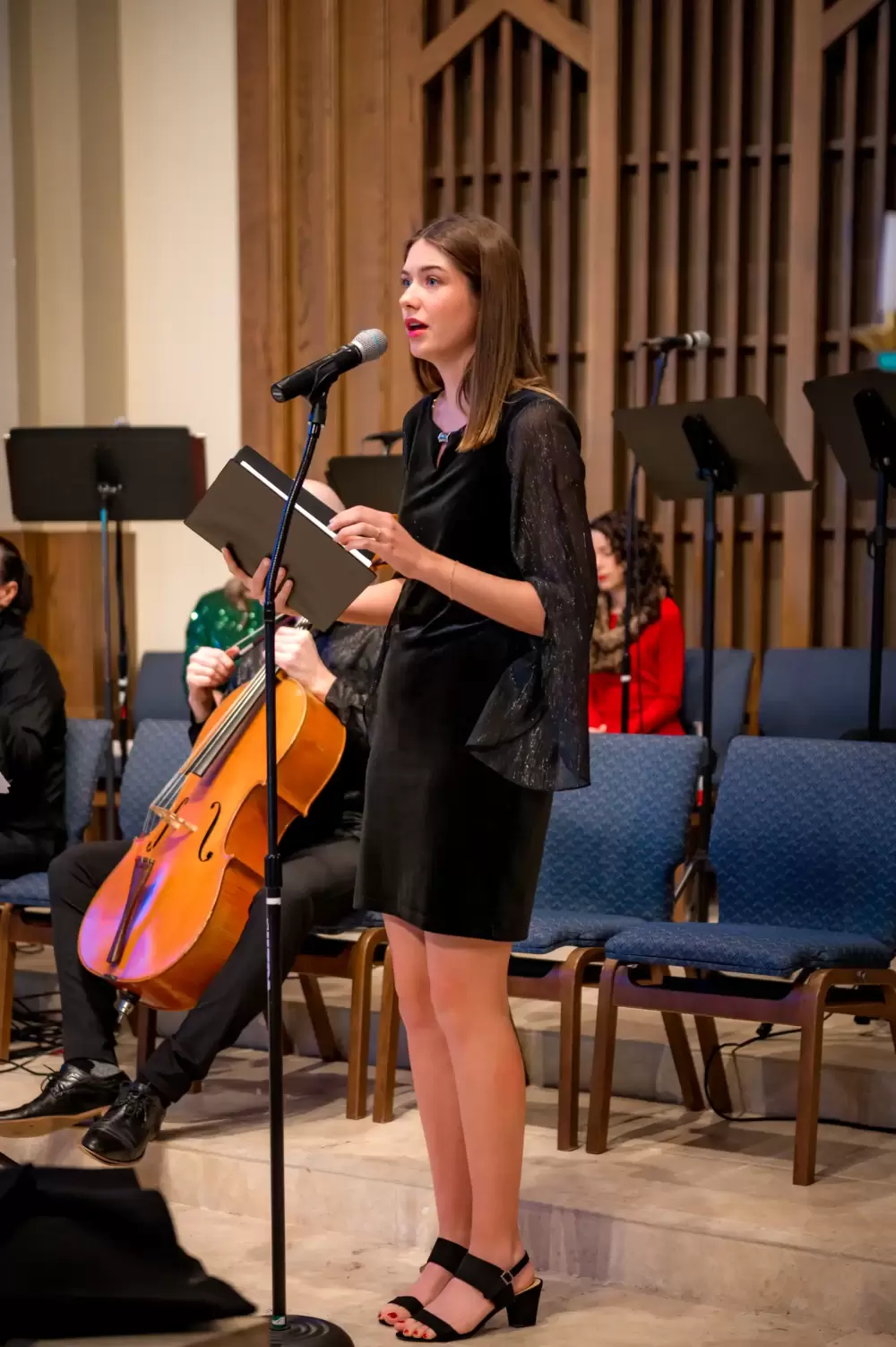 2022 Christmas mass-30