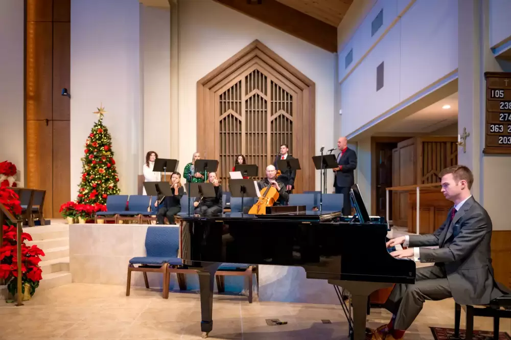 2022 Christmas mass-34