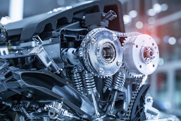 What is a remanufactured engine featured image on an engine.