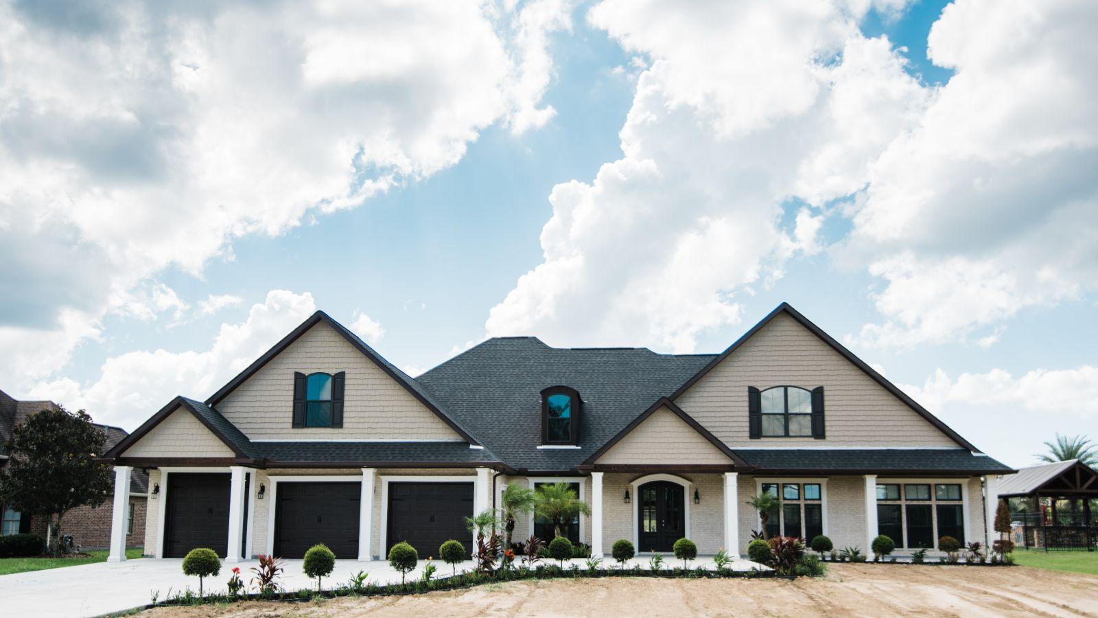 THE TRAN CUSTOM HOME Cretin Townsend Homes Custom homes built on