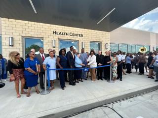 DCHC Celebrates Opening of New Algiers Location with a Ribbon Cutting