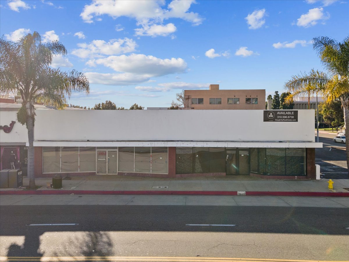 213 S LaBrea Inglewood