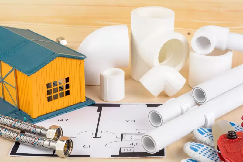 Site preparation and drainage planning for a custom home on the Gulf Coast