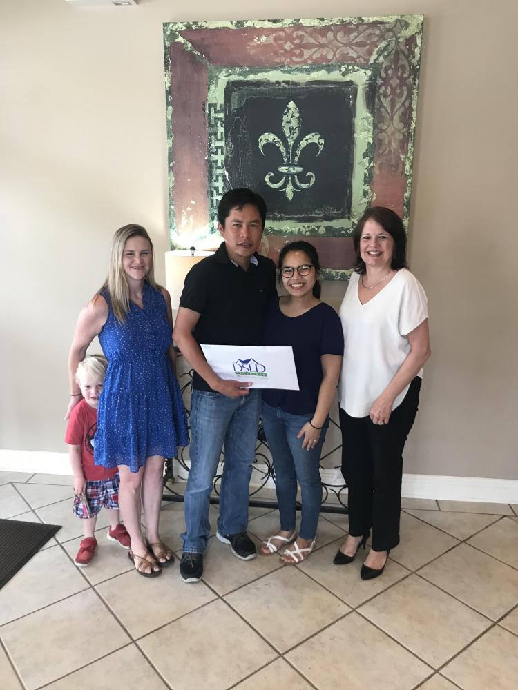 The Tagapulot Family in Hidden Farms