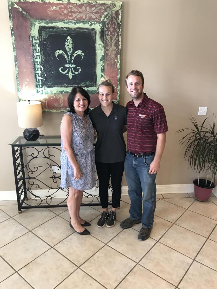 Amanda in Lake Villas