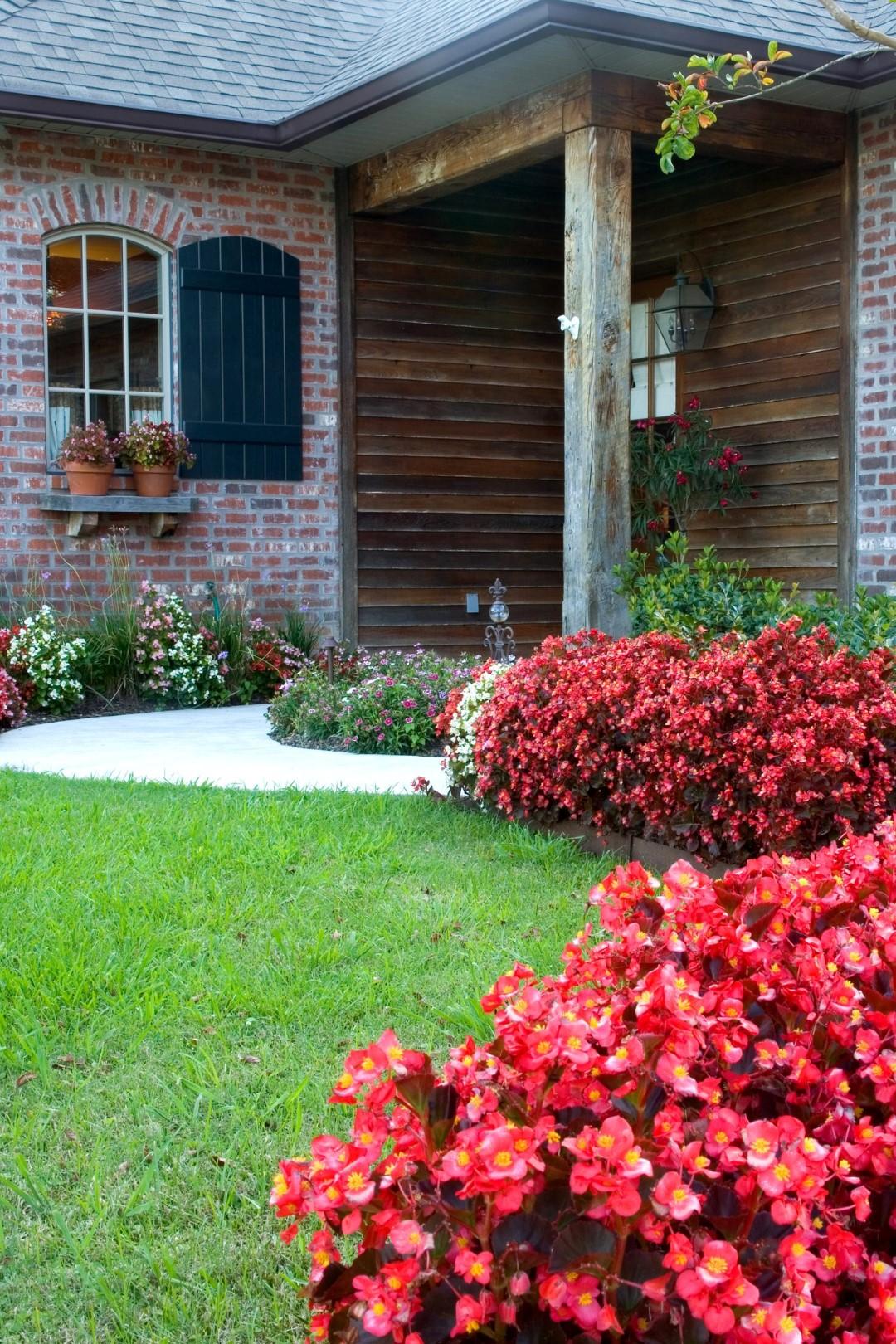 279089_153964001347531_7496387_o (Large)