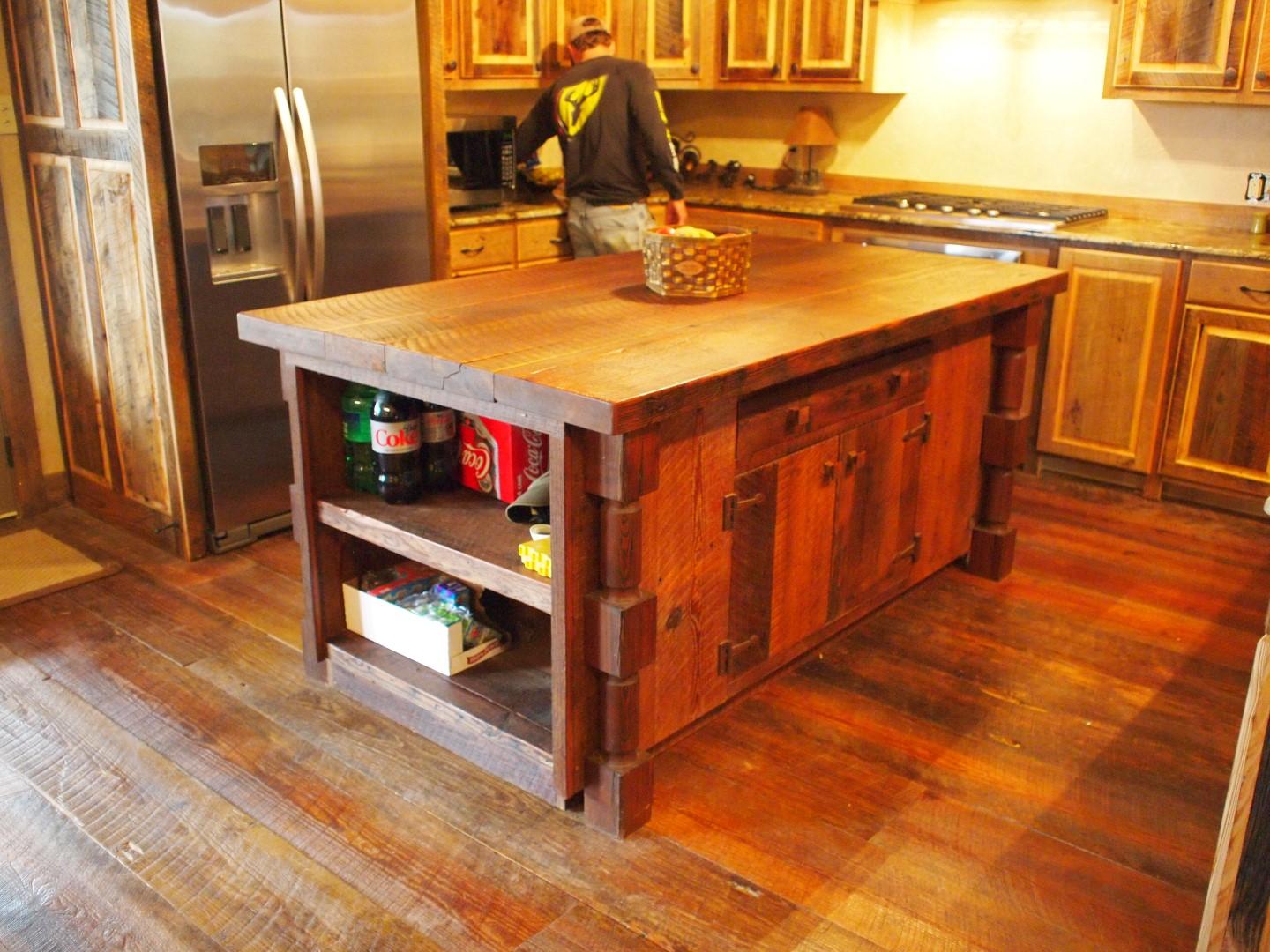 P1010008 (Large).JPG