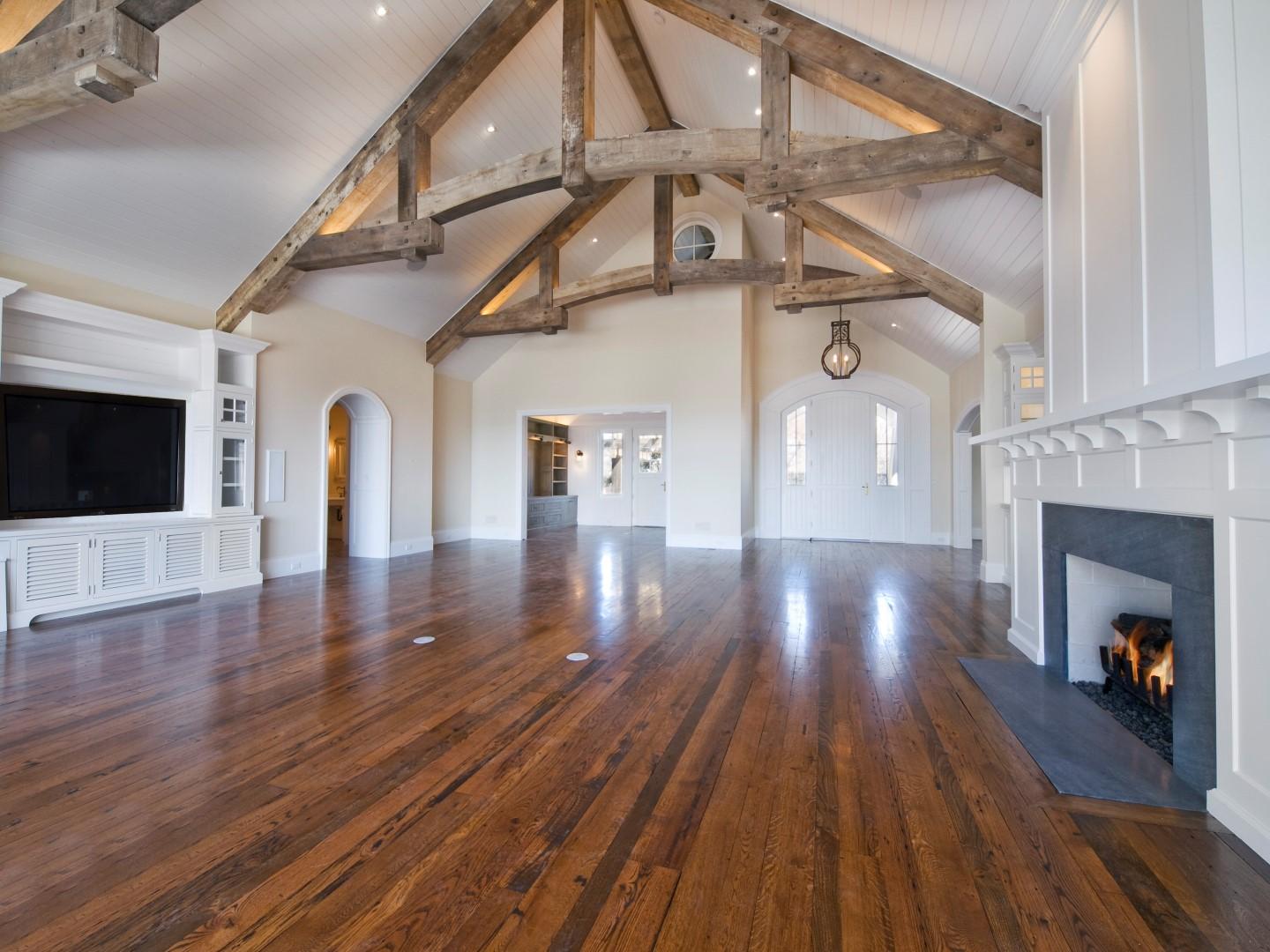 2CoveLaneGreatRoom1forprintuse (Large) (1)