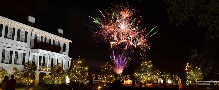 Nottoway Christmas Festival 2022 Specials & Events - Nottoway Resort - Largest Antebellum Mansion