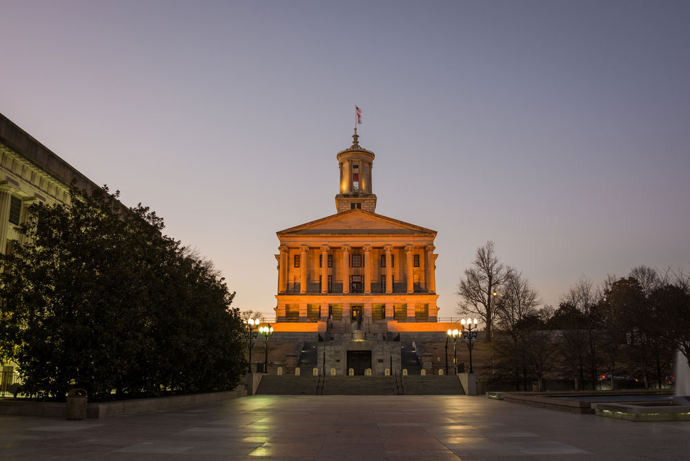 TN Capitol from the plaza at night